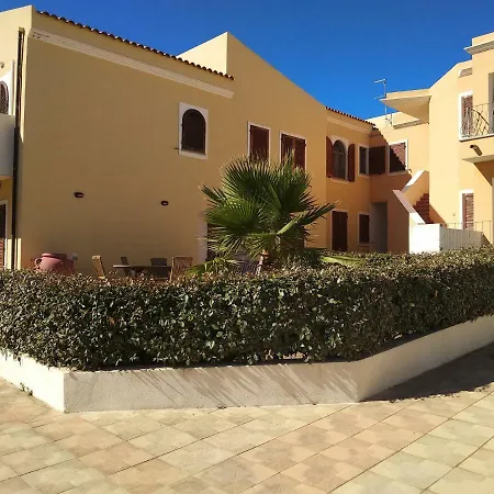 - Casa Con Parcheggio - 5min Auto Rena Bianca - Ac * Santa Teresa Gallura